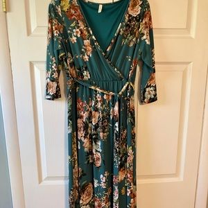 Pinkblush Maternity Dress Green Floral Size XL